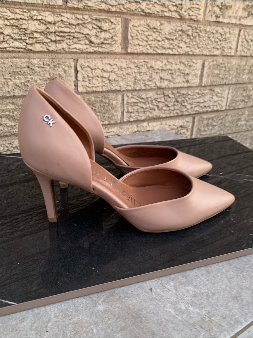 Calvin Klein Blush Nude Pointed-Toe D'Orsay Heels size 8.5
